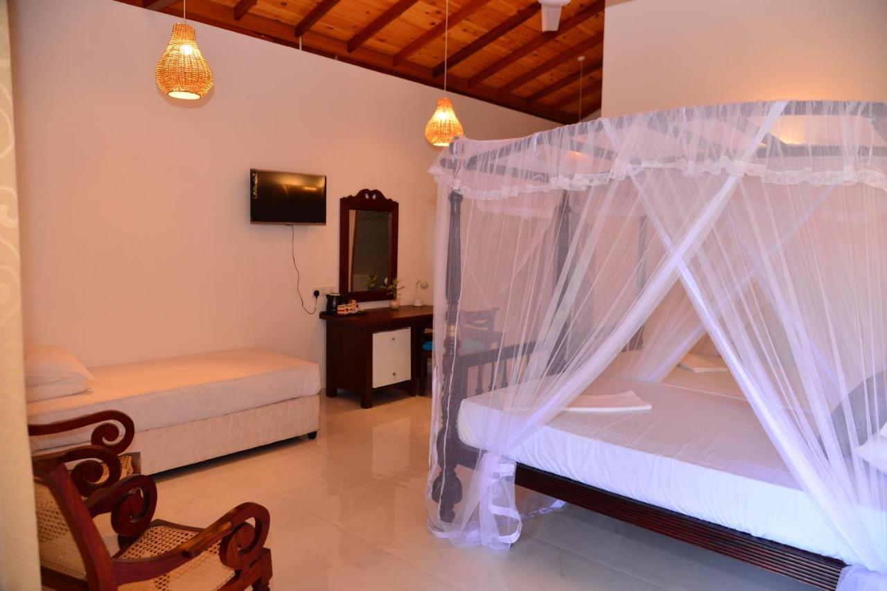 Surf Villa Hikkaduwa Exterior foto